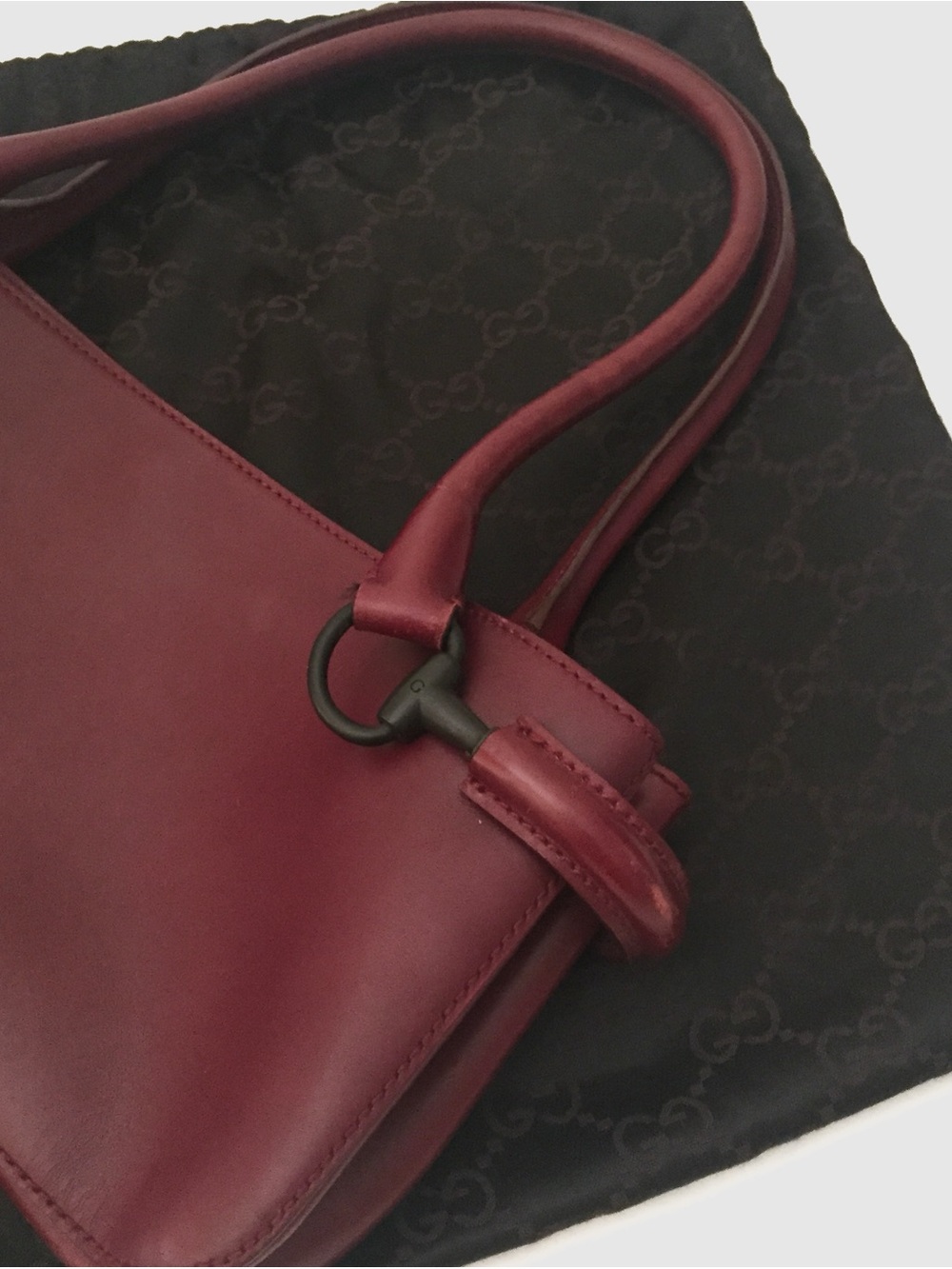 Authentic Gucci Burgundy Leather Shoulder Bag — Made in Italy - Picture 5 of 14